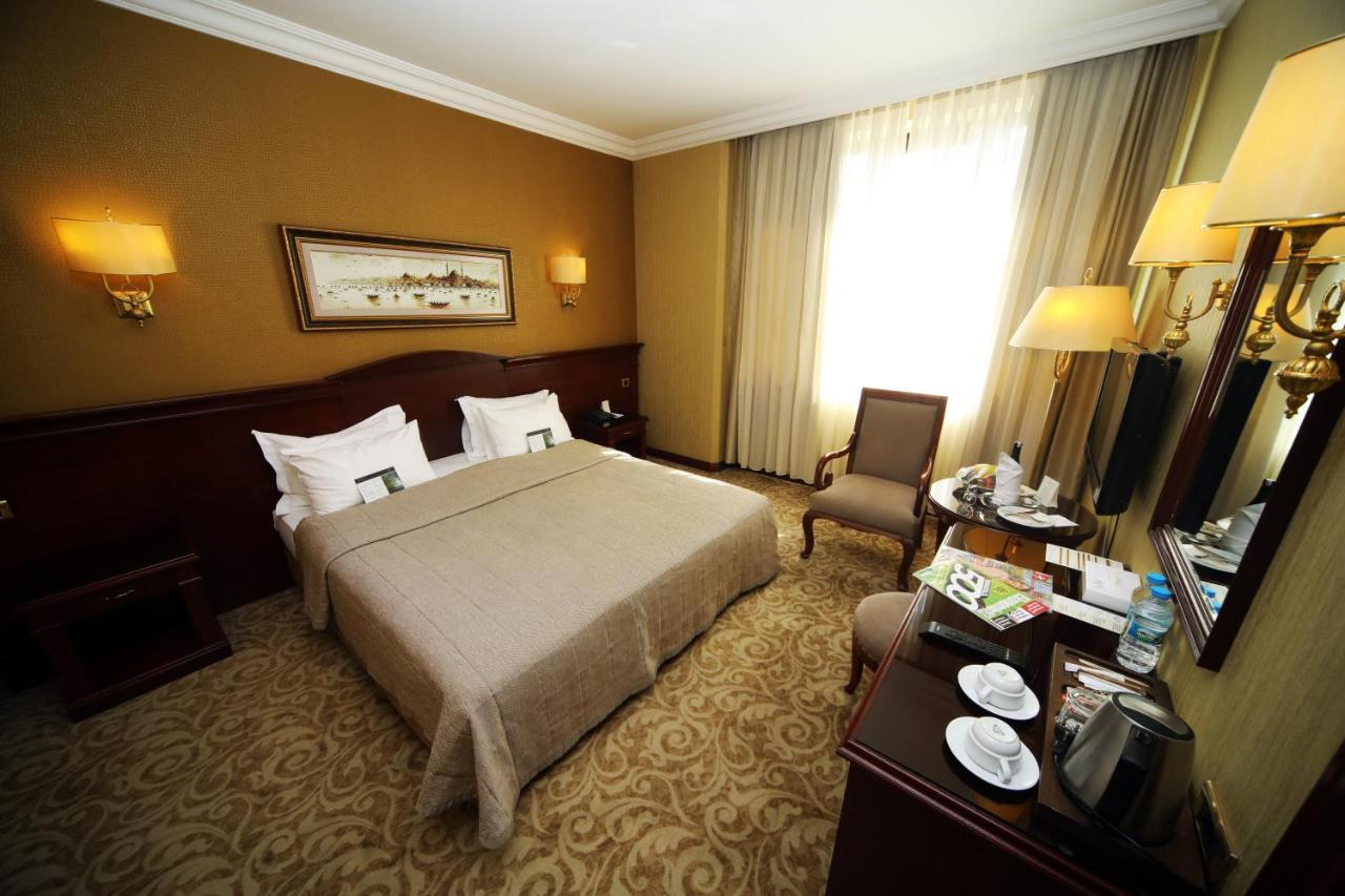 Bilek Hotel